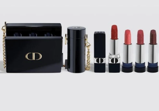 Borsa Dior + 4 rossetti di diversi colori